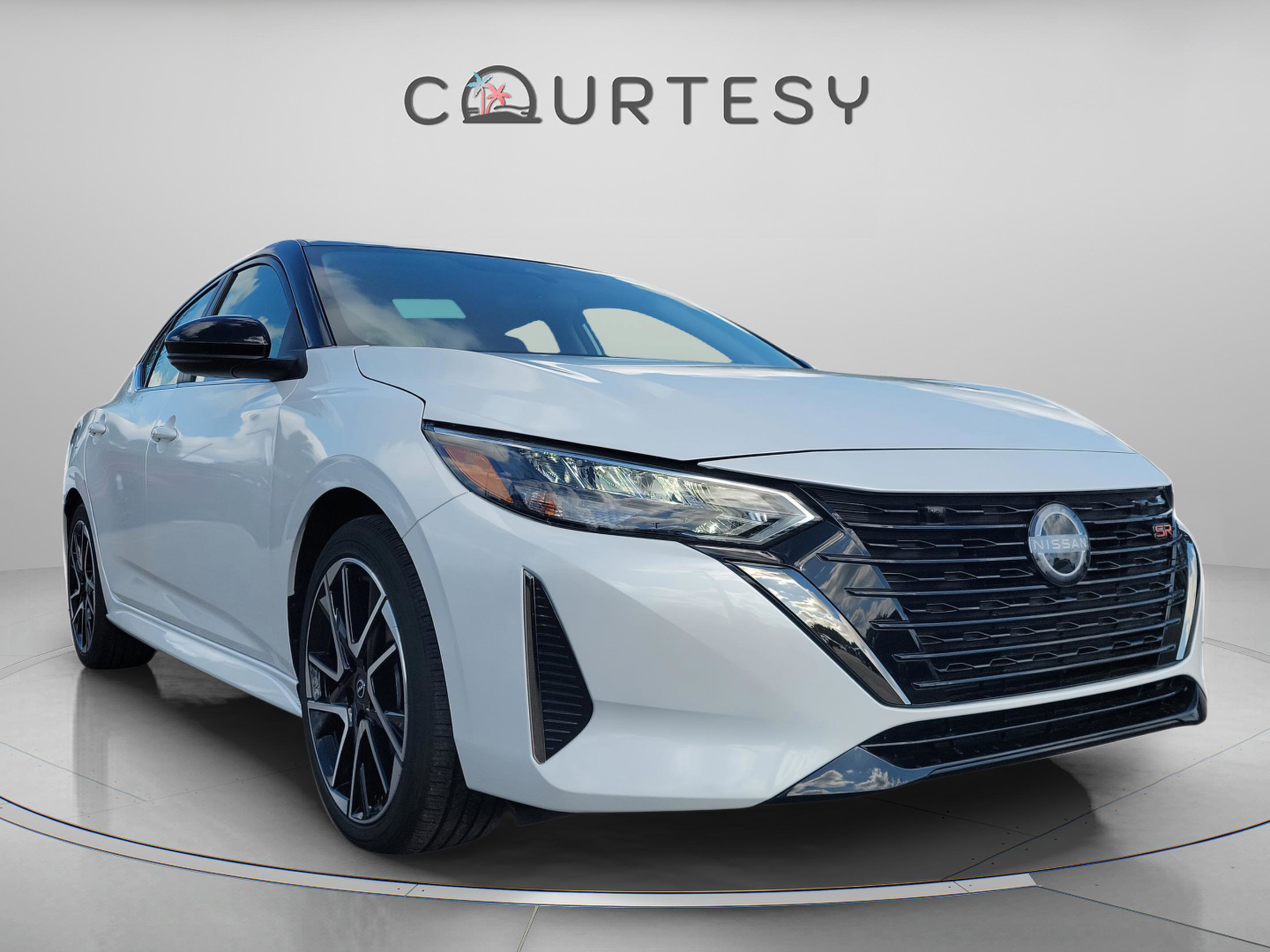 New 2025 Nissan Sentra SR FWD image 6