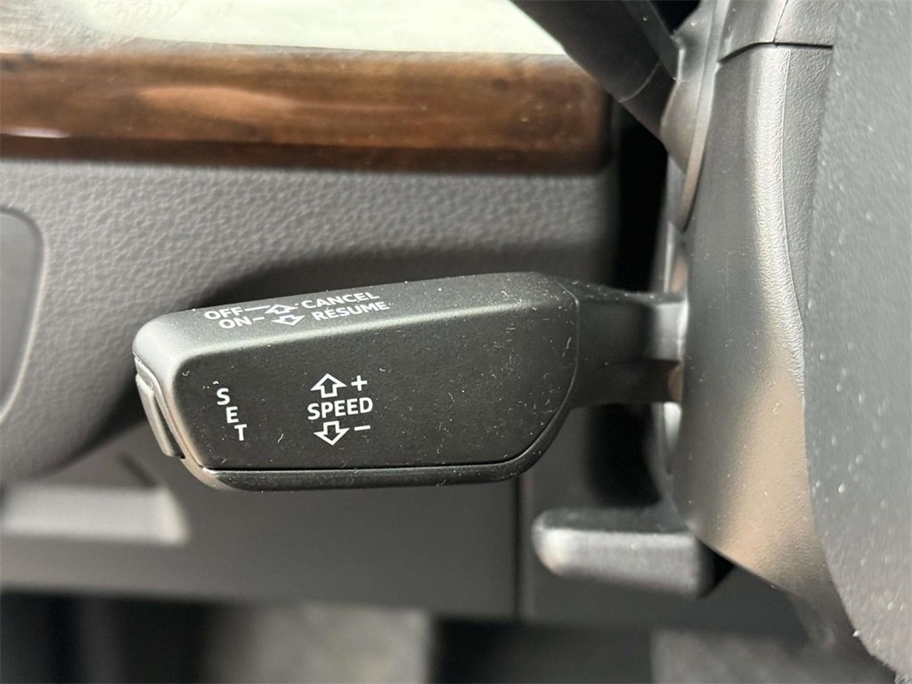 Used 2018 Audi Q5 2.0T w/ Premium Plus Package image 29