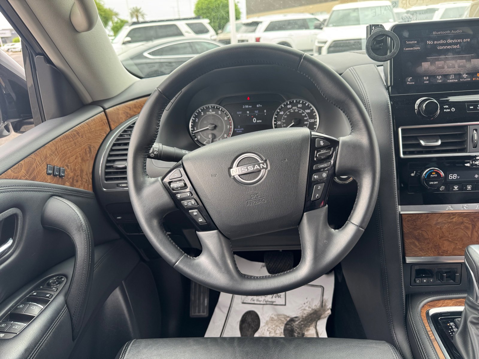 Used 2022 Nissan Armada SL image 9