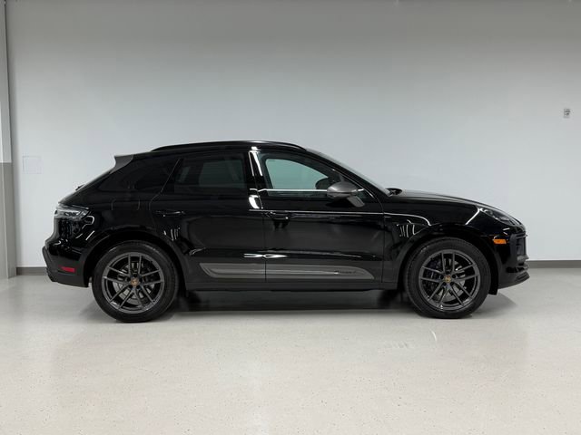 Certified 2026 Porsche Macan Turbo AWD/4WD image 8