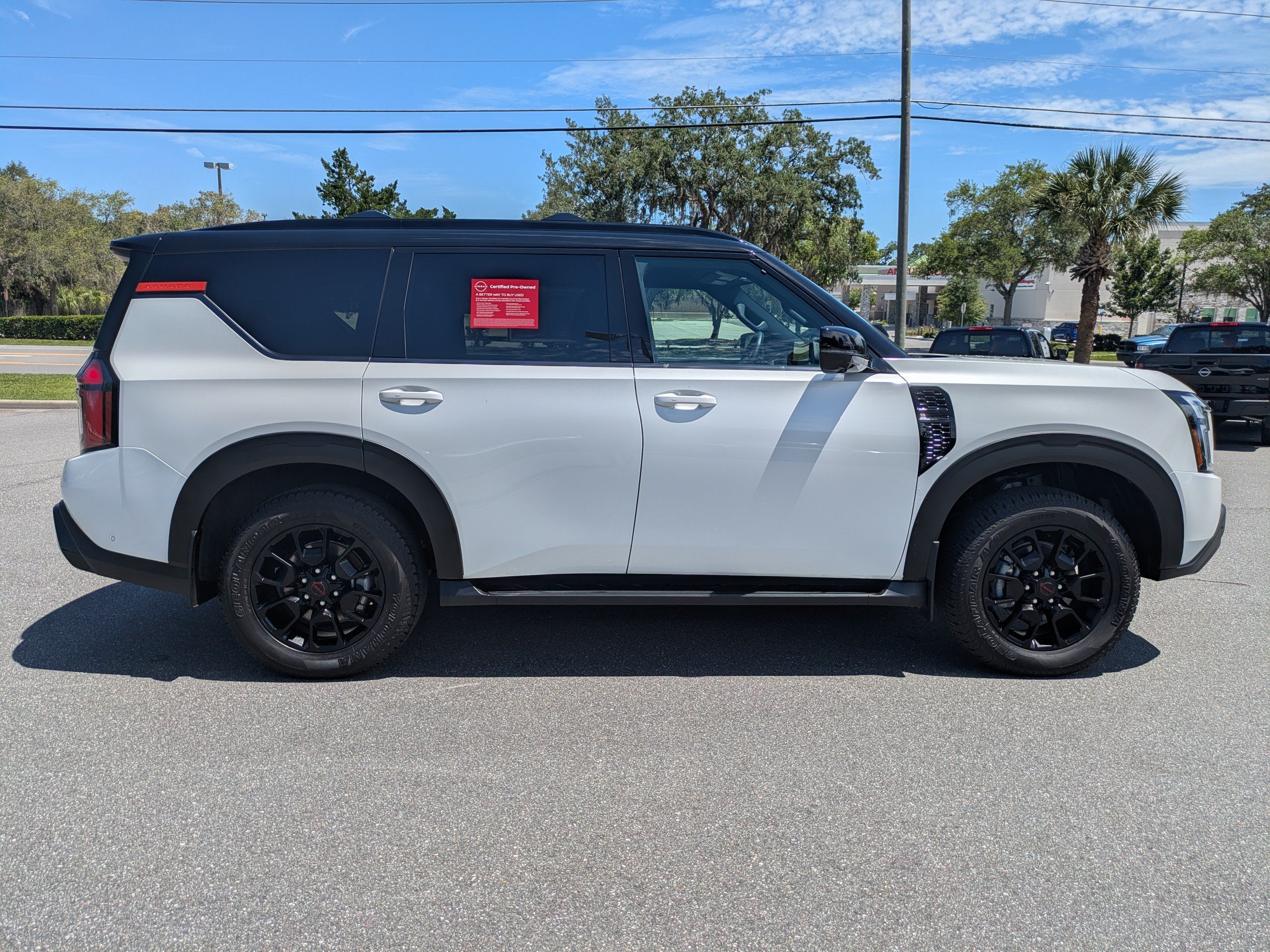 Certified 2026 Nissan Armada PRO-4X w/ Captain's Chari Seat Package AWD/4WD image 4