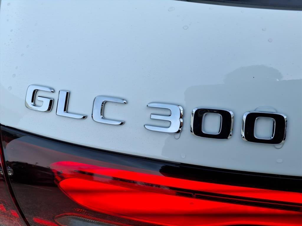 New 2026 Mercedes-Benz GLC 300 4MATIC image 19