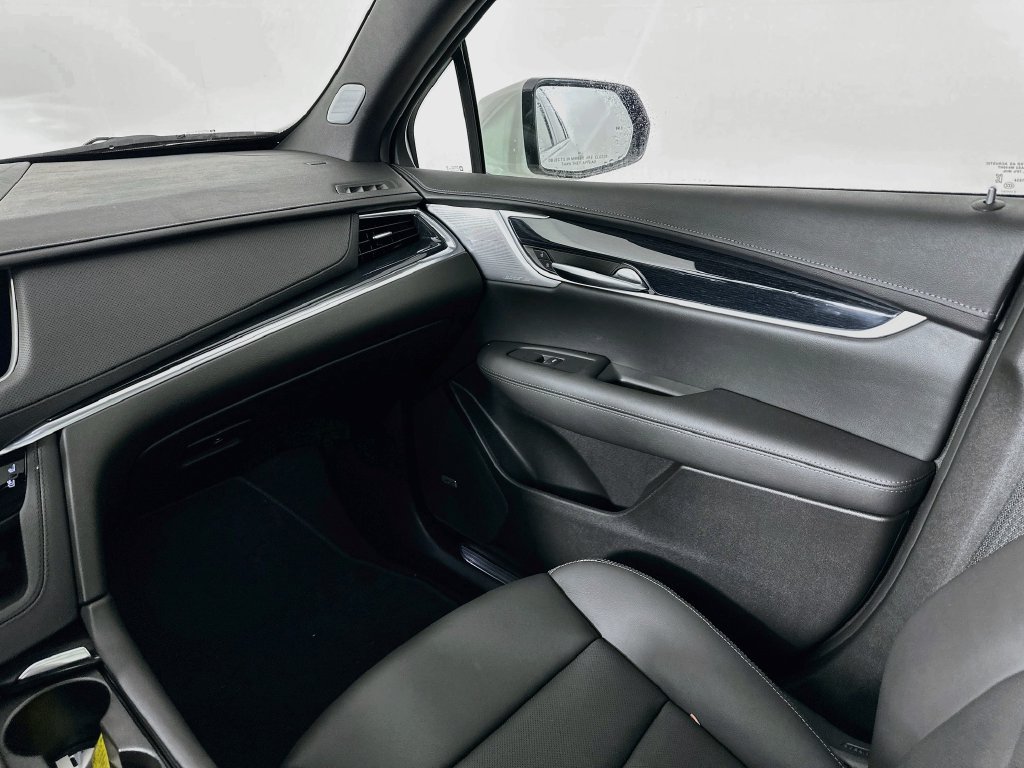 New 2026 Cadillac XT5 Premium Luxury w/ Driver Assist Package AWD/4WD image 31