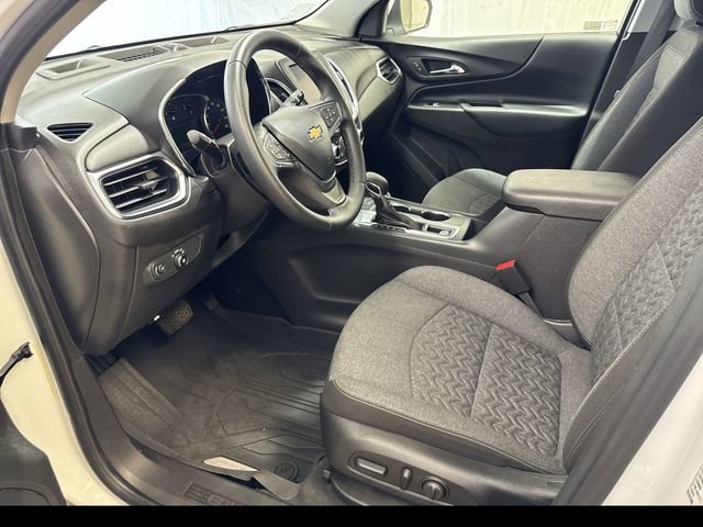 Used 2024 Chevrolet Equinox LT w/ LPO, Floor Liner Package FWD image 11