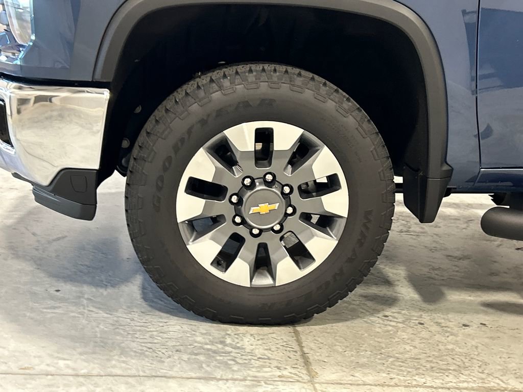 Used 2026 Chevrolet Silverado 2500 LT w/ All Star Edition image 11