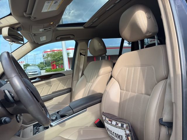 Used 2016 Mercedes-Benz GL 450 4MATIC image 13