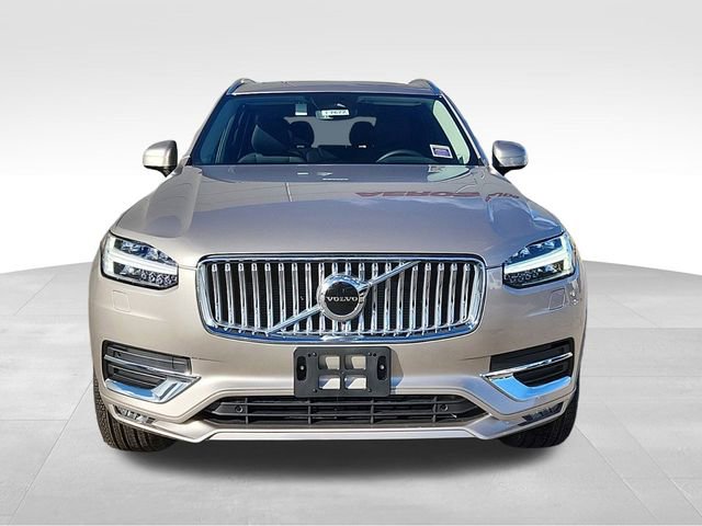Certified 2025 Volvo XC90 B6 Core w/ Protection Package Premier image 5