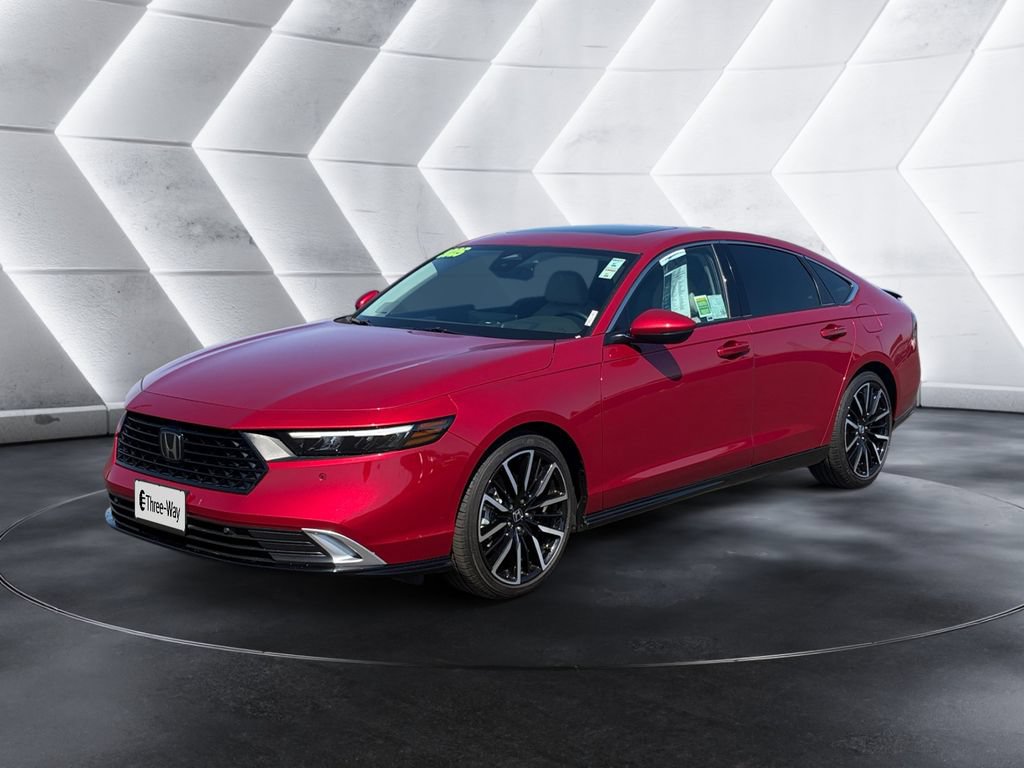 Used 2025 Honda Accord Touring image 1