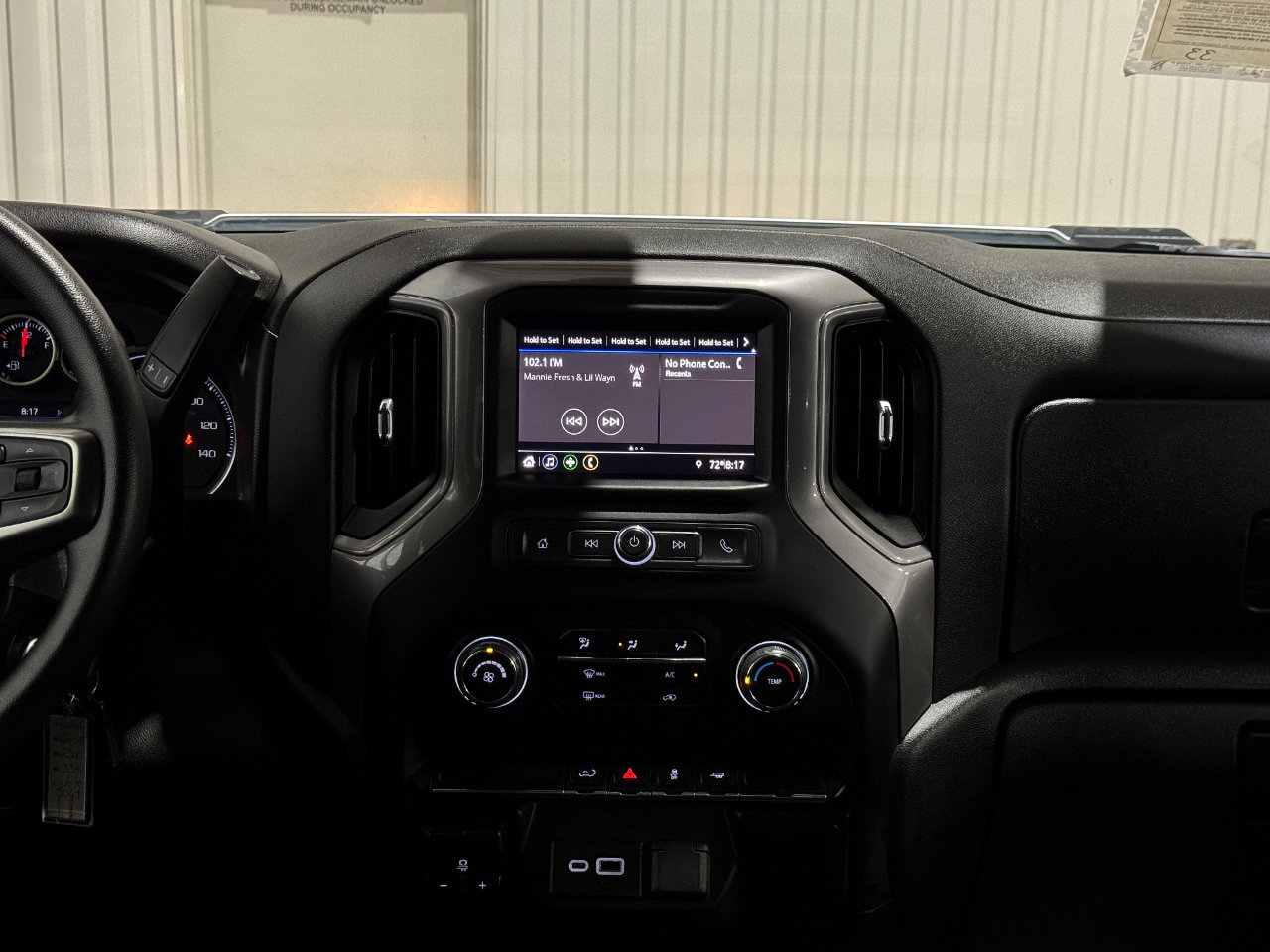 Used 2022 Chevrolet Silverado 2500 Custom w/ Custom Value Package image 21