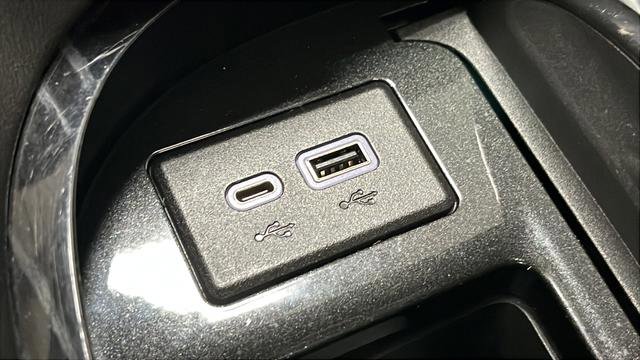 Used 2021 Cadillac Escalade Sport AWD/4WD image 24