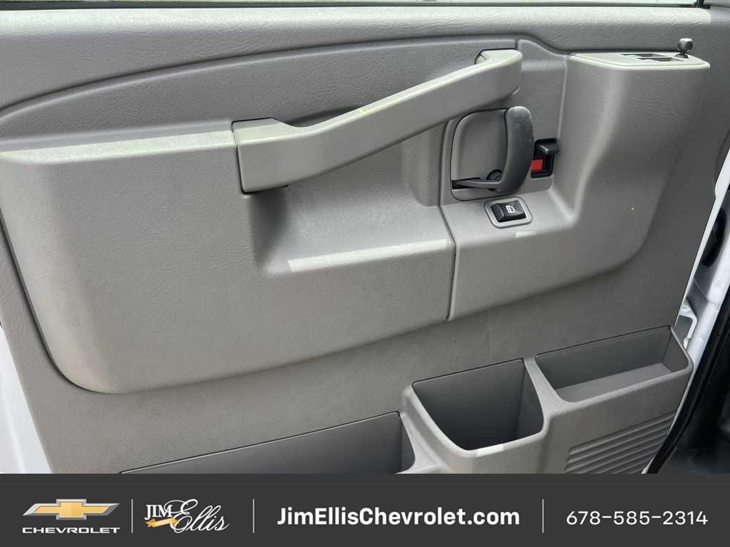 New 2025 Chevrolet Express 2500 w/ Driver Convenience Package RWD image 8