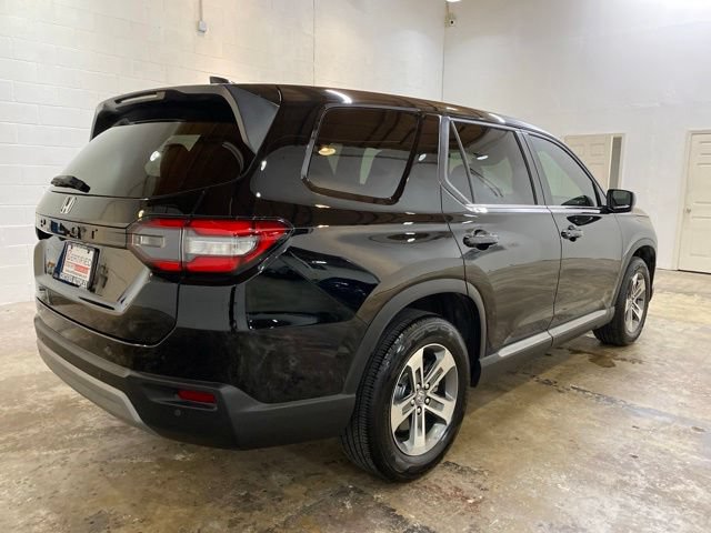 Used 2025 Honda Pilot EX-L image 5