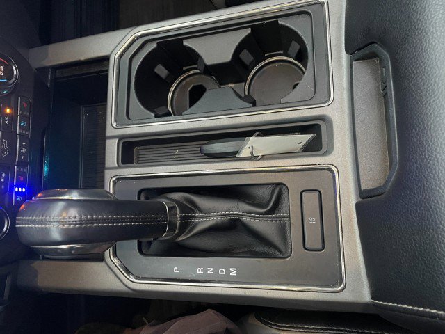 Used 2018 Ford F150 Raptor w/ Equipment Group 802A Luxury image 34