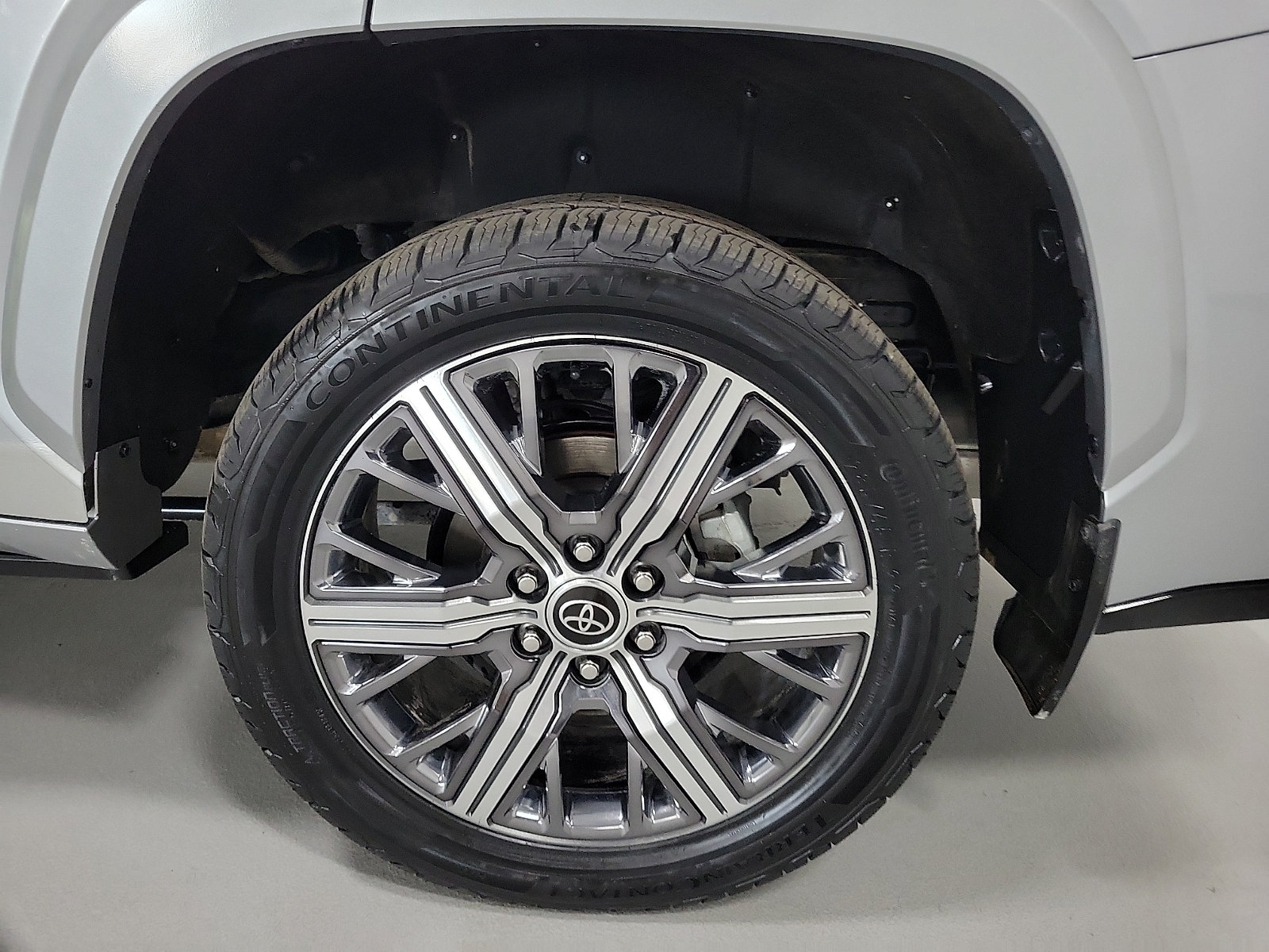 Certified 2023 Toyota Sequoia Capstone AWD/4WD image 8