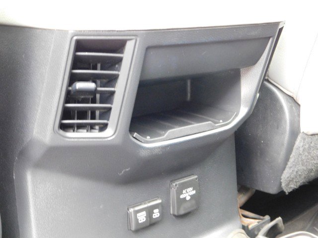 Used 2024 Toyota Tundra Limited image 35