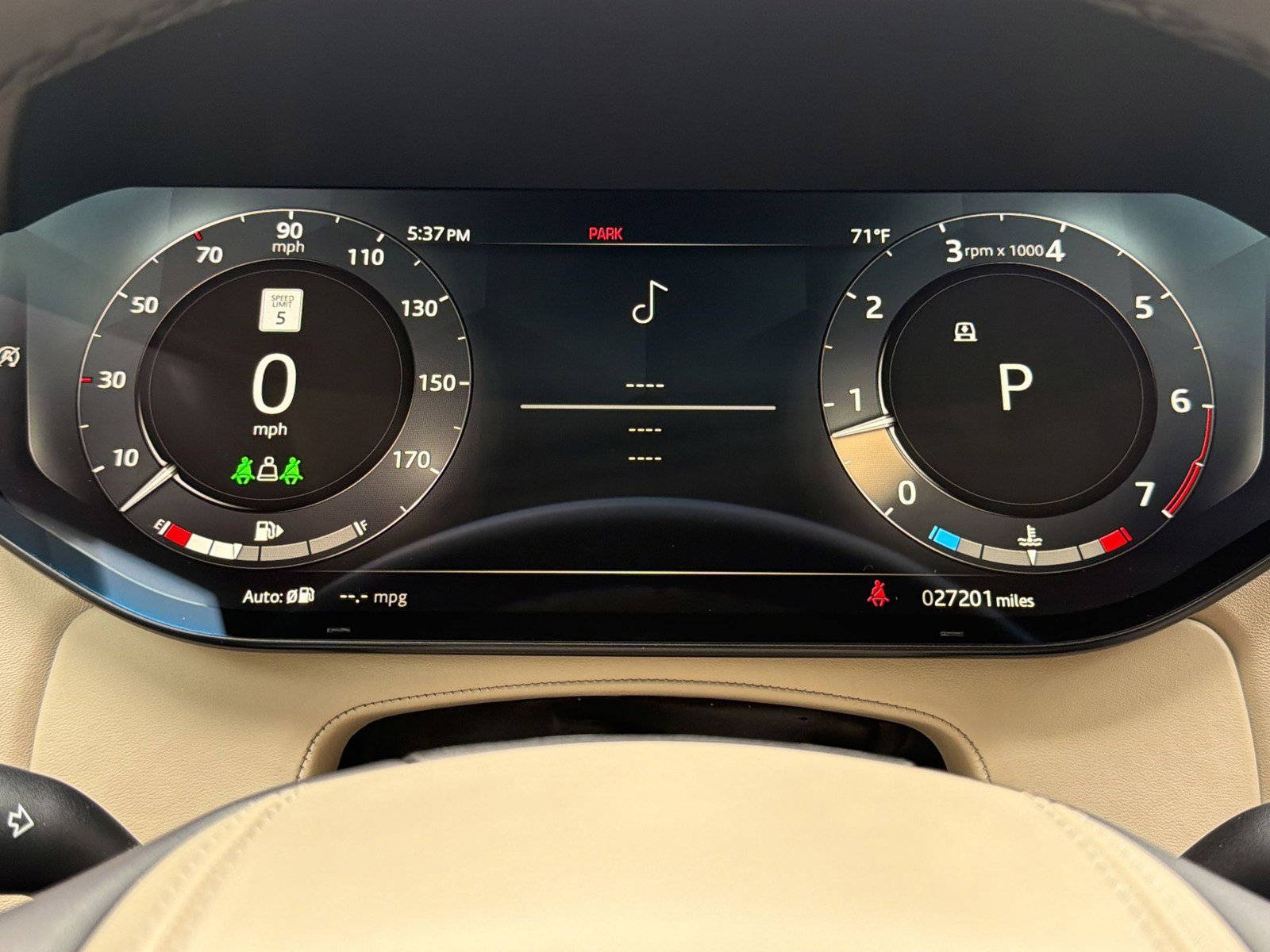 Certified 2023 Land Rover Range Rover SE image 20
