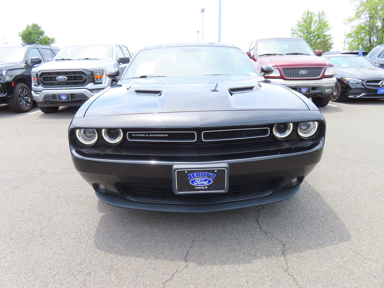 Used 2018 Dodge Challenger GT w/ Driver Convenience Group AWD/4WD image 2