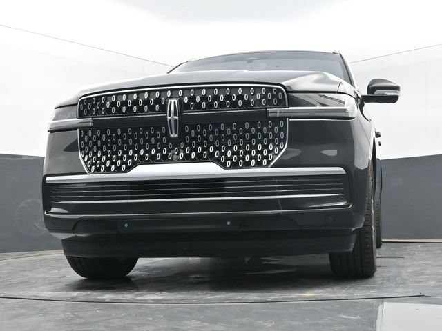 Used 2025 Lincoln Navigator Reserve AWD/4WD image 44