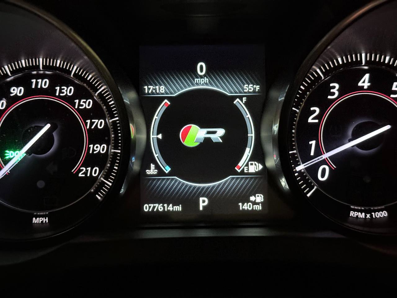 Used 2017 Jaguar F-TYPE R image 40