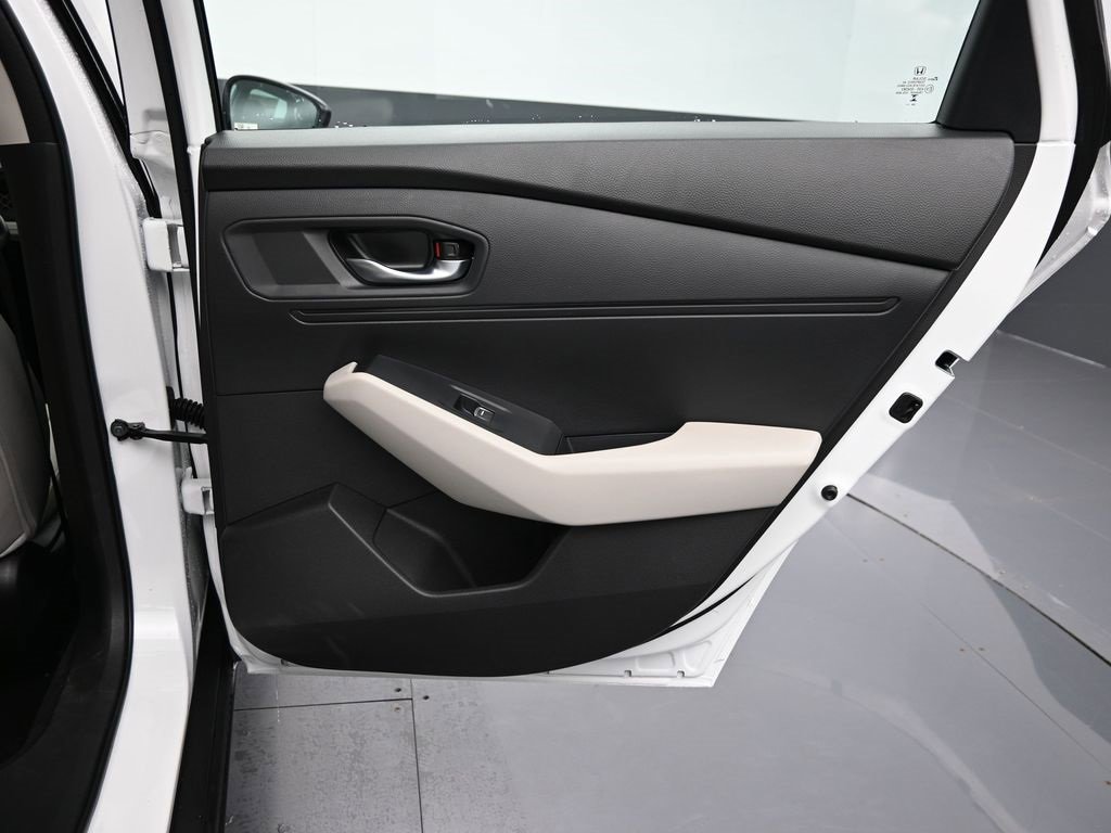 New 2025 Honda Accord SE image 35