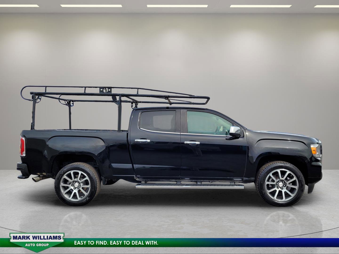 Used 2021 GMC Canyon Denali image 2