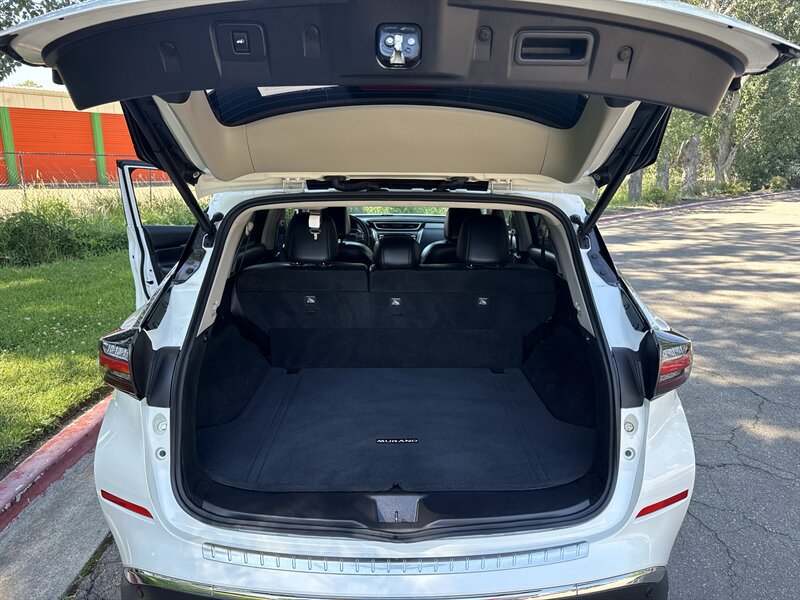 Used 2019 Nissan Murano SL AWD/4WD image 17