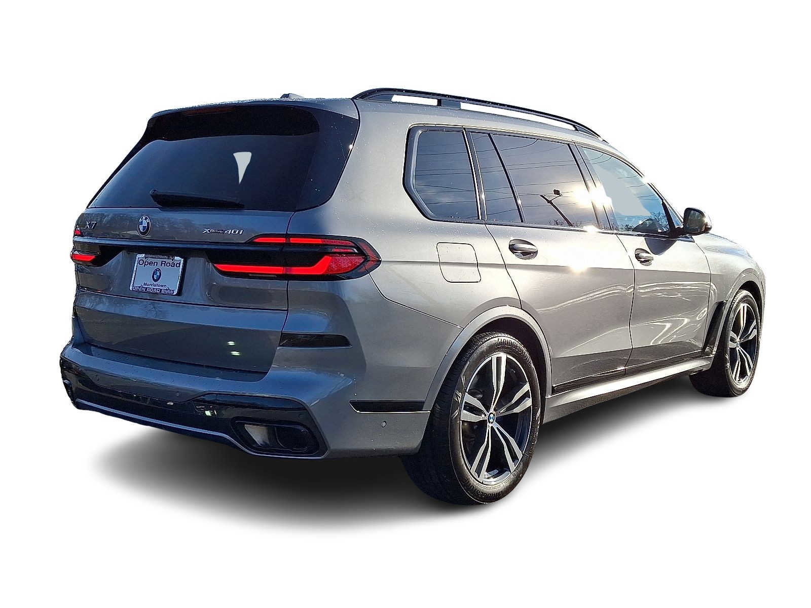 Used 2024 BMW X7 xDrive40i w/ M Sport Package image 6