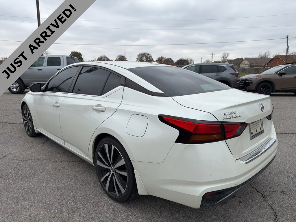 Used 2019 Nissan Altima 2.5 SR w/ SR Premium Package image 7