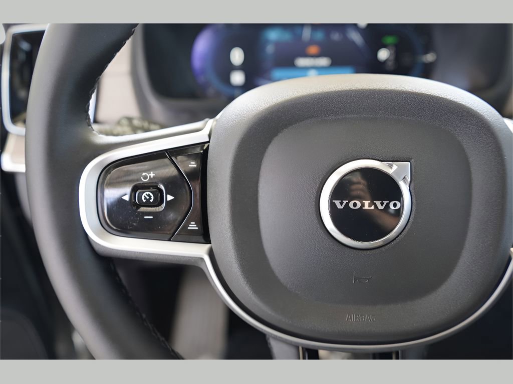 New 2025 Volvo XC90 T8 Core w/ Protection Package image 13
