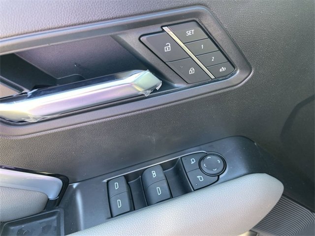 New 2025 Chevrolet Colorado ZR2 w/ Technology Package image 13