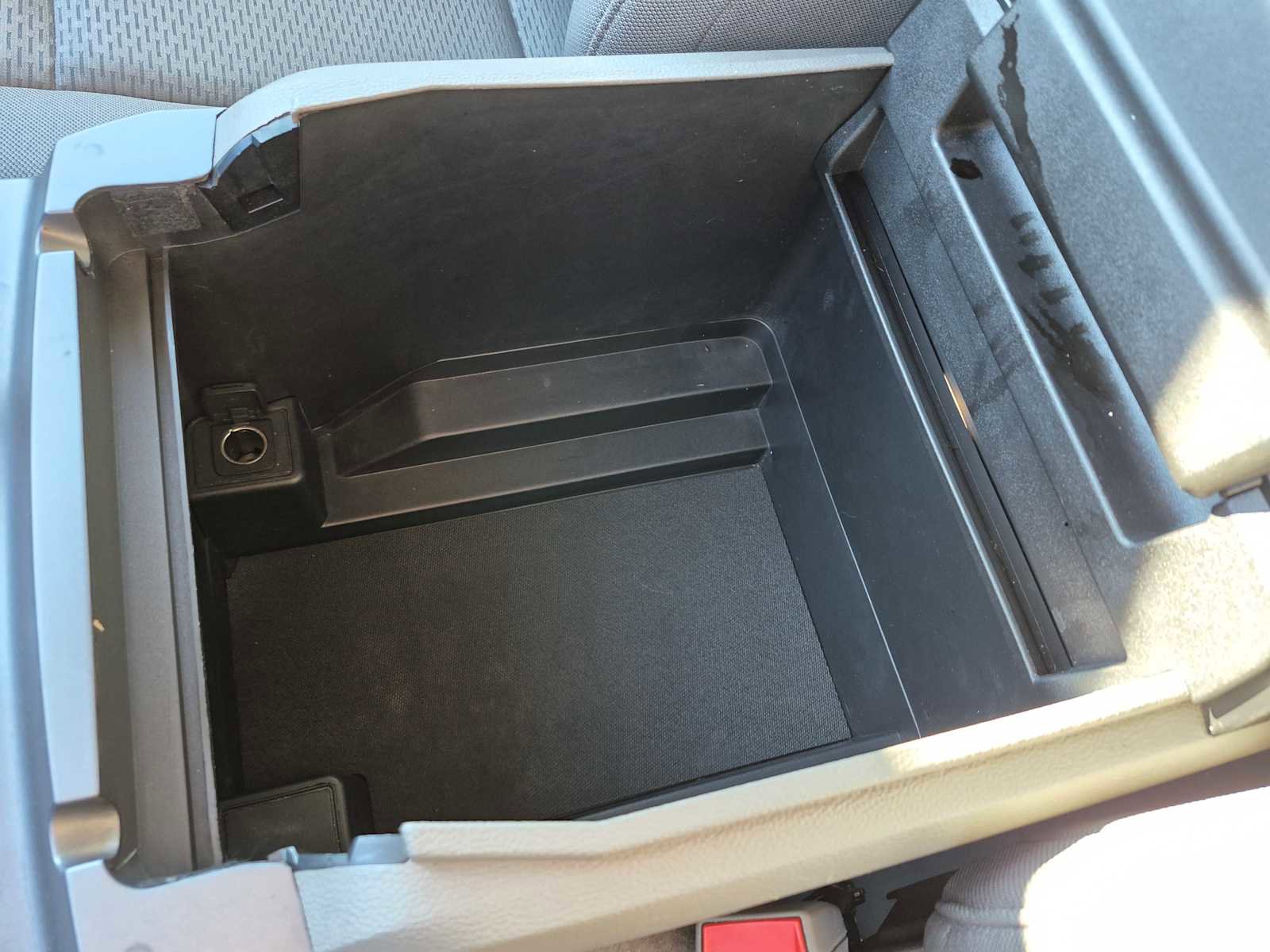 Used 2020 Ford F150 XLT w/ Heavy-Duty Payload Package image 23