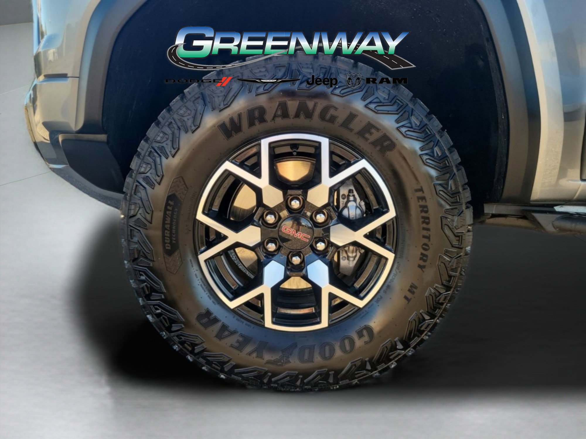 Used 2024 GMC Canyon AT4X image 31