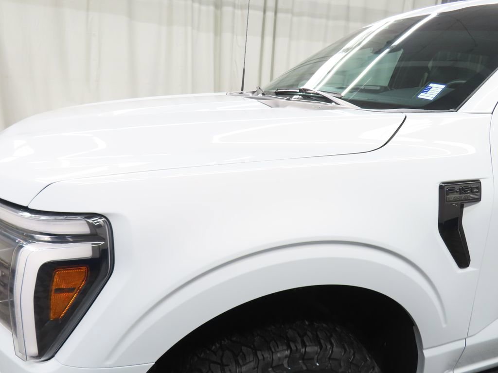 Used 2025 Ford F150 Lariat AWD/4WD image 38