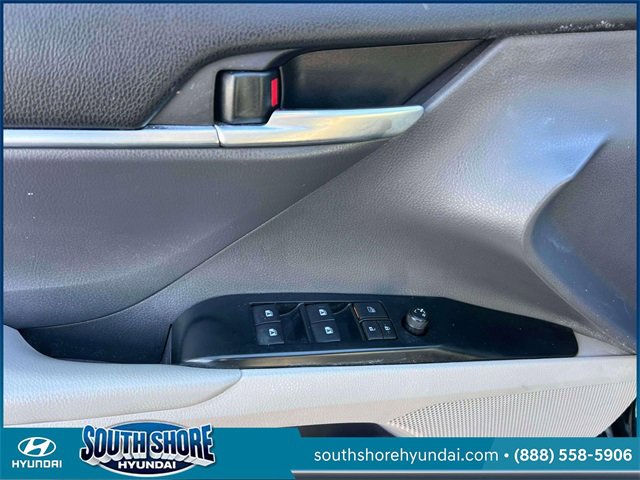 Used 2019 Toyota Camry SE image 20