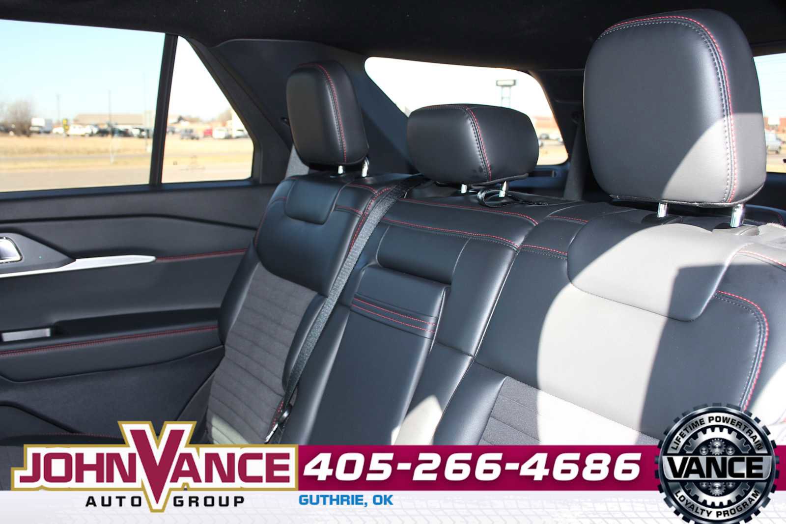 Used 2025 Ford Explorer ST-Line image 24