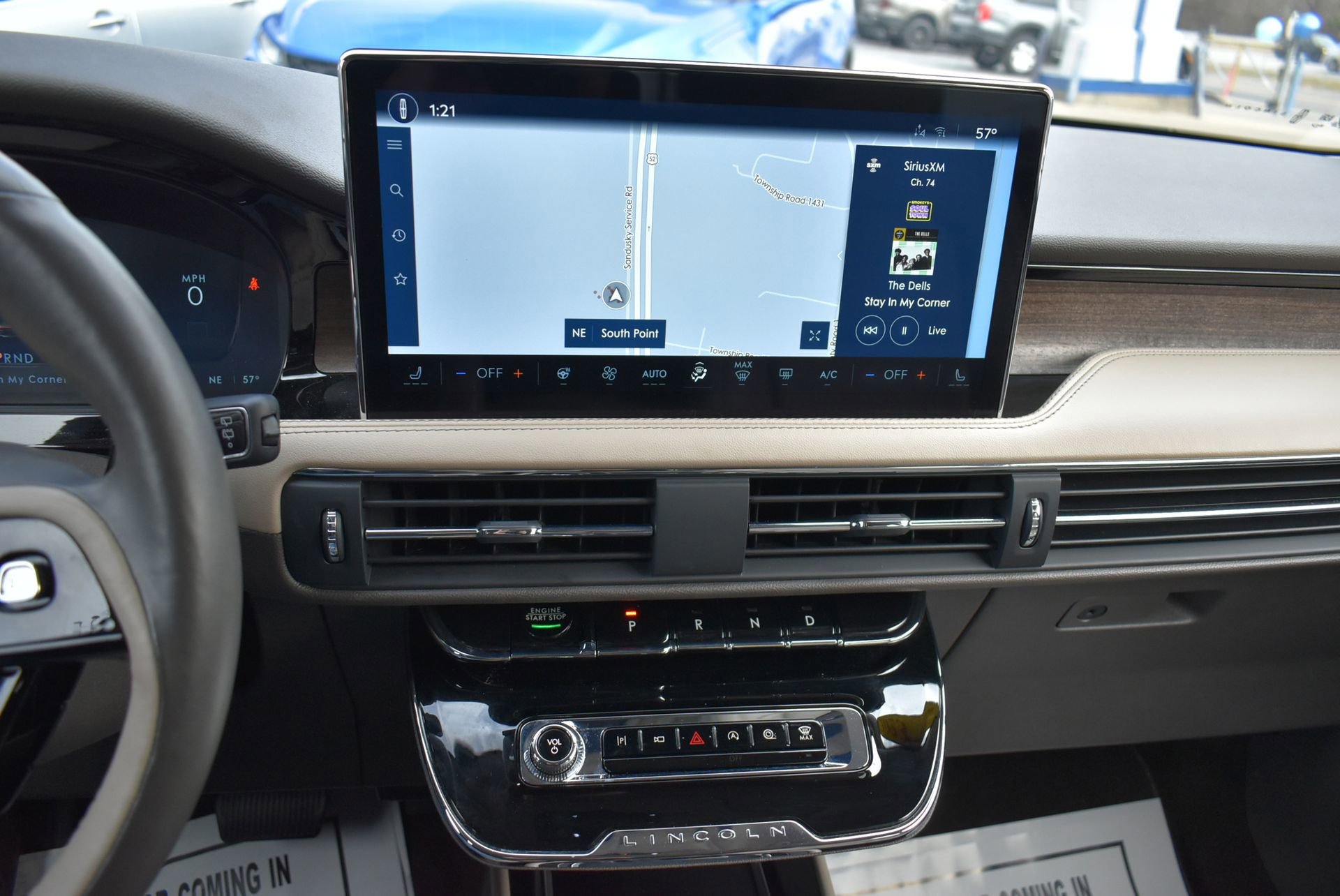 Used 2023 Lincoln Corsair Reserve w/ Equipment Group 201A image 26