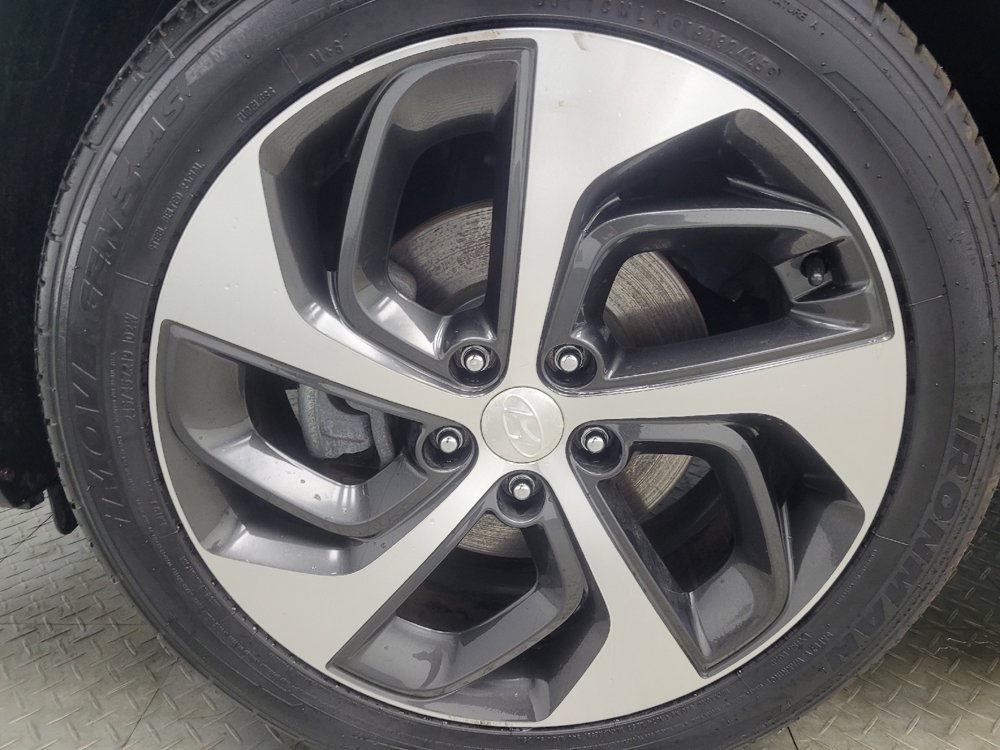 Used 2017 Hyundai Tucson Sport image 31