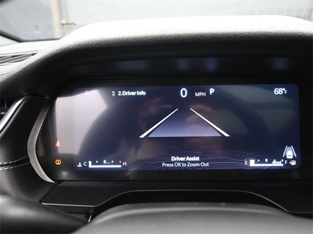 Used 2025 Jeep Grand Cherokee L Limited w/ Black Appearance Package image 9