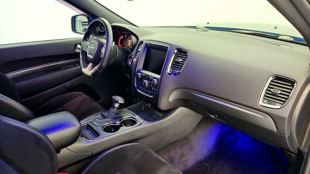 Used 2018 Dodge Durango SRT w/ Technology Group AWD/4WD image 34