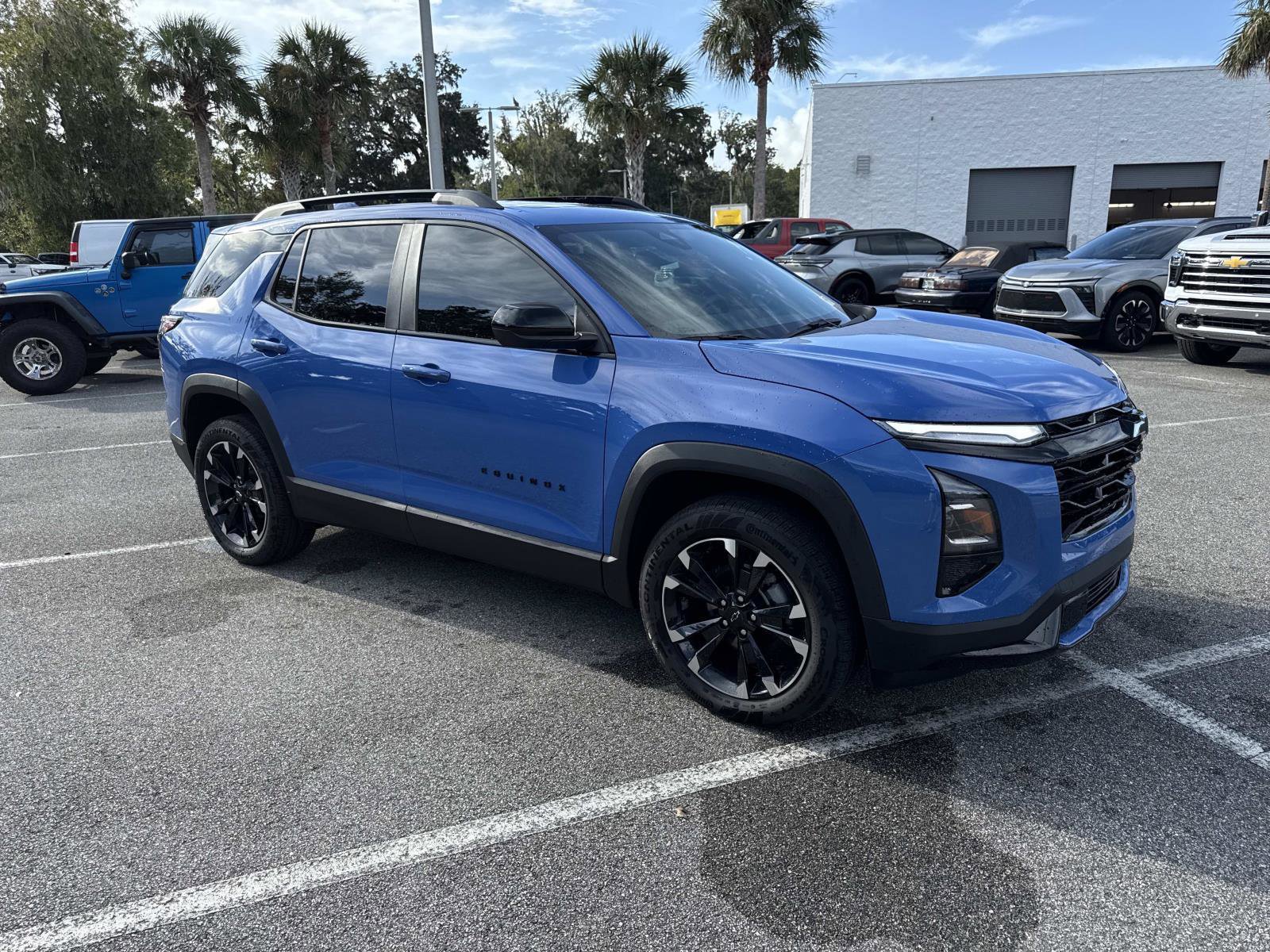 Used 2025 Chevrolet Equinox RS w/ Convenience Package III