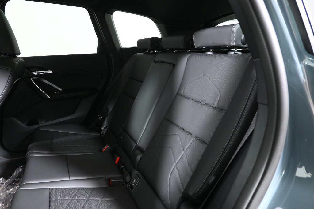 New 2026 BMW X1 xDrive28i w/ Technology Package AWD/4WD image 4