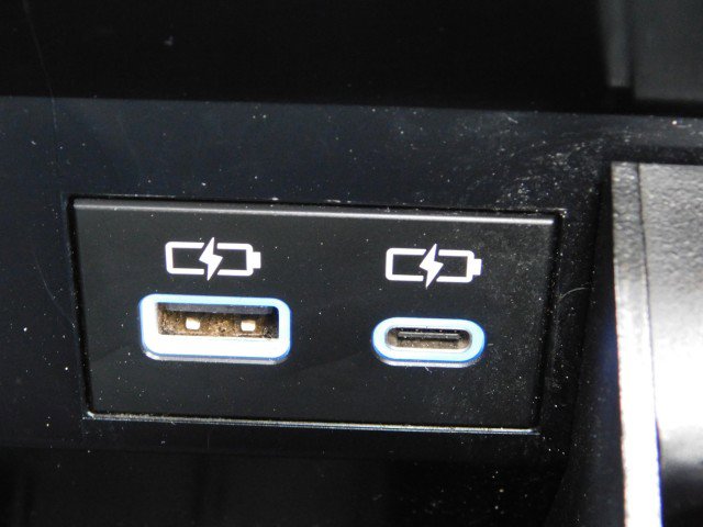 Used 2024 Toyota Tundra Limited image 26