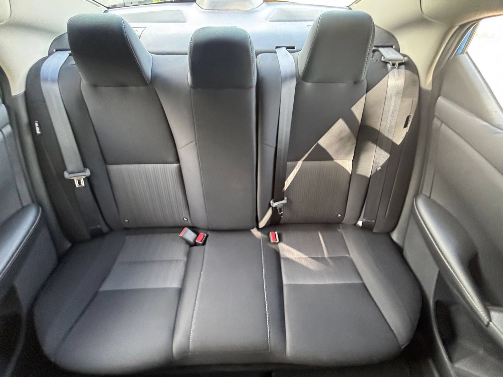 Used 2025 Nissan Sentra SV FWD image 35