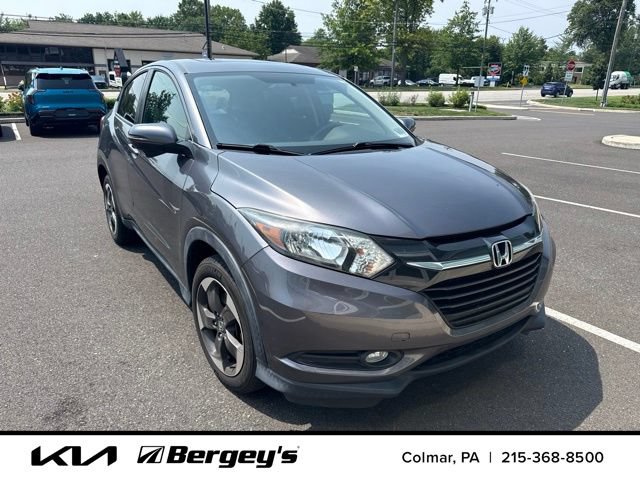 Used 2018 Honda HR-V EX image 2
