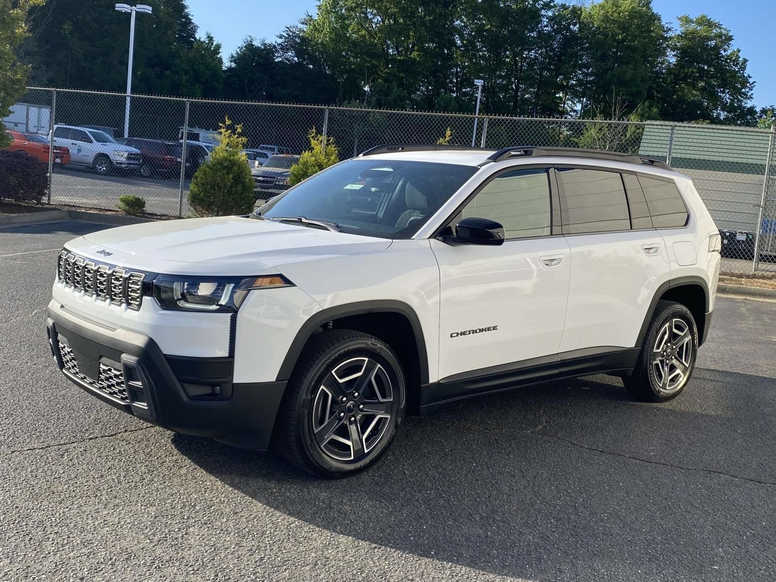 New 2026 Jeep Cherokee Laredo AWD/4WD image 3