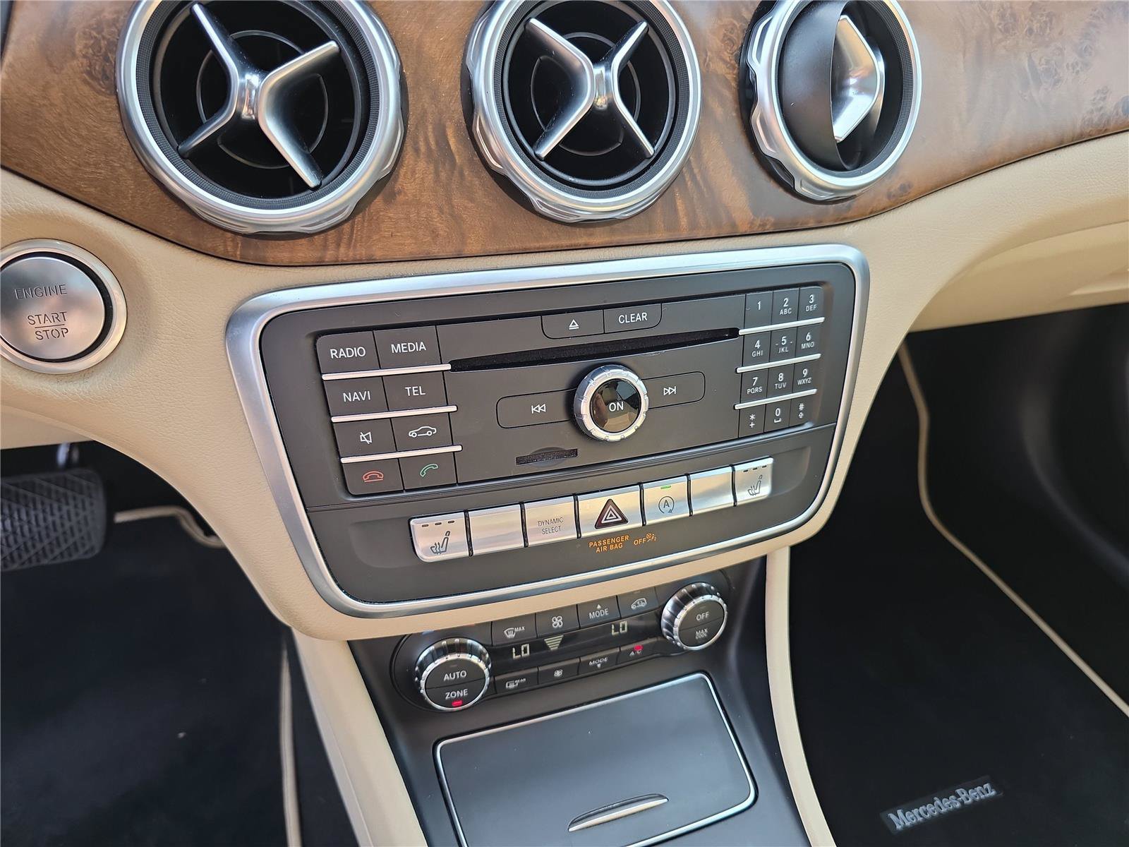Used 2018 Mercedes-Benz GLA 250 image 26