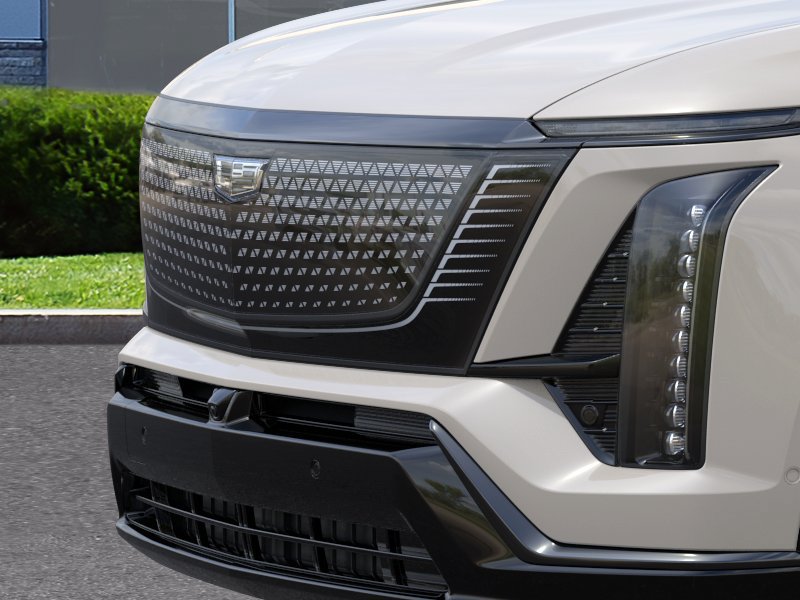 New 2027 Cadillac Vistiq Sport w/ LPO, Floor Liner Package AWD/4WD image 13