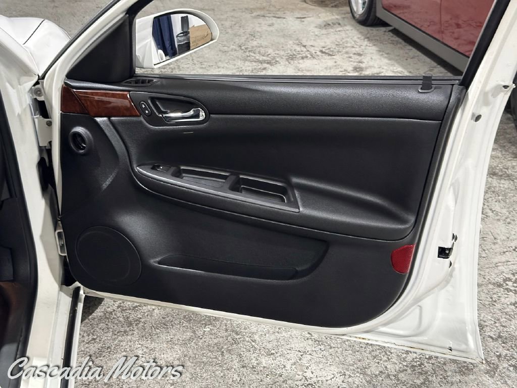 Used 2007 Chevrolet Impala SS w/ Convenience Package image 20