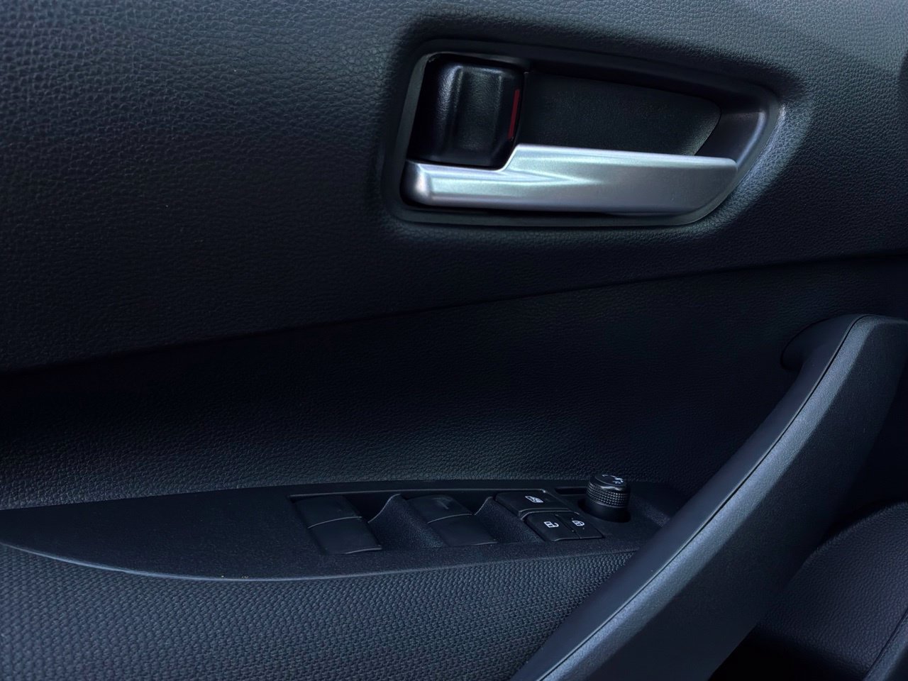 New 2027 Toyota Corolla SE FWD image 19