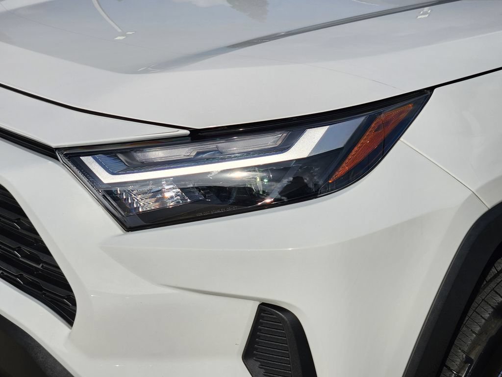 Used 2023 Toyota RAV4 XLE w/ Convenience Package FWD image 9